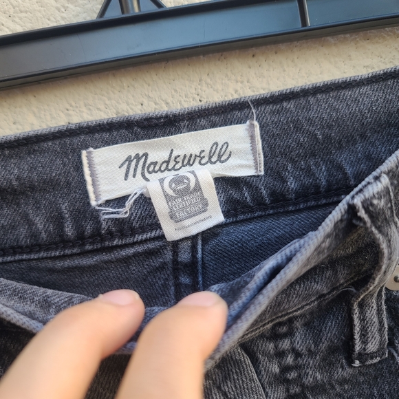 Madewell | The Perfect Vintage Jeans in Lunar Wash Size 25 Style MD711 - Picture 3 of 11